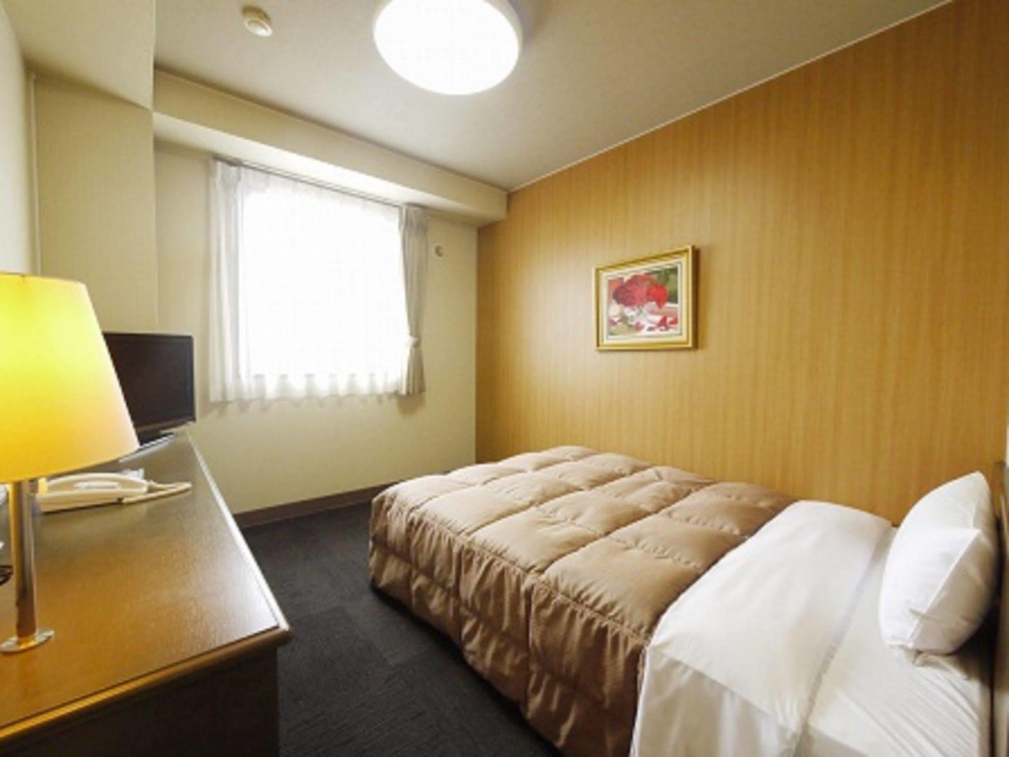 Hotel Route-Inn Komoro Dış mekan fotoğraf